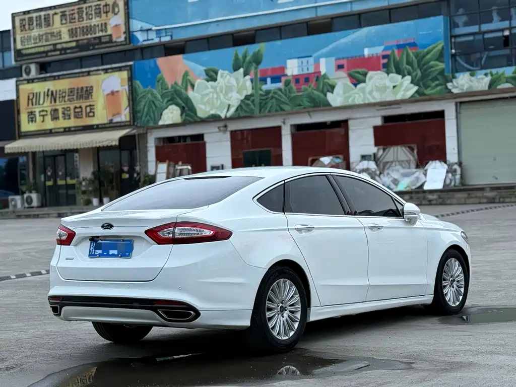 Mondeo 2.0 L GTDi200 Fashion