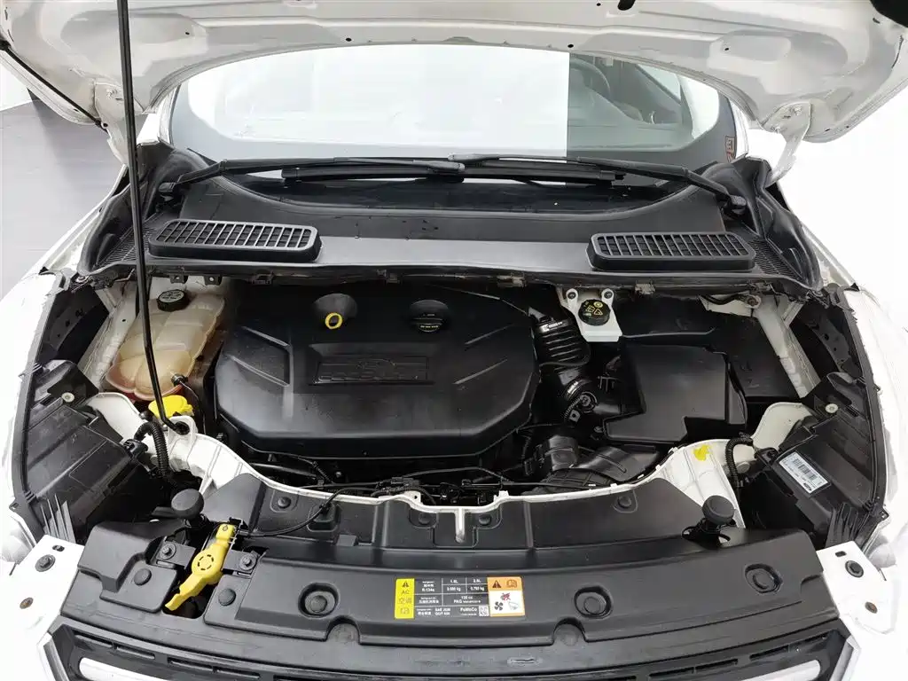 Kuga 2.0 L GTDi 4 WD Elite