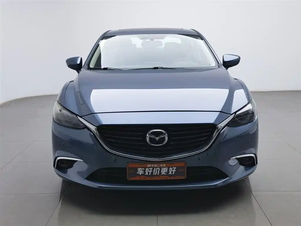 Atenza 2.0 L Blue Sky Luxury
