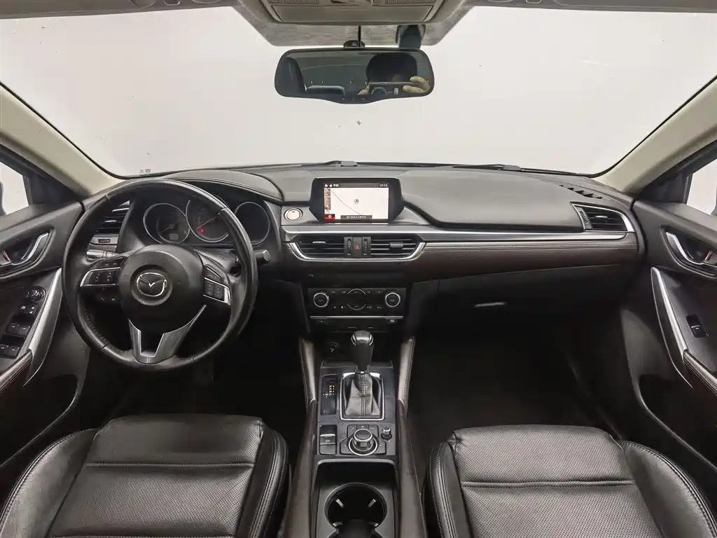 Atenza 2.0 L Blue Sky Luxury
