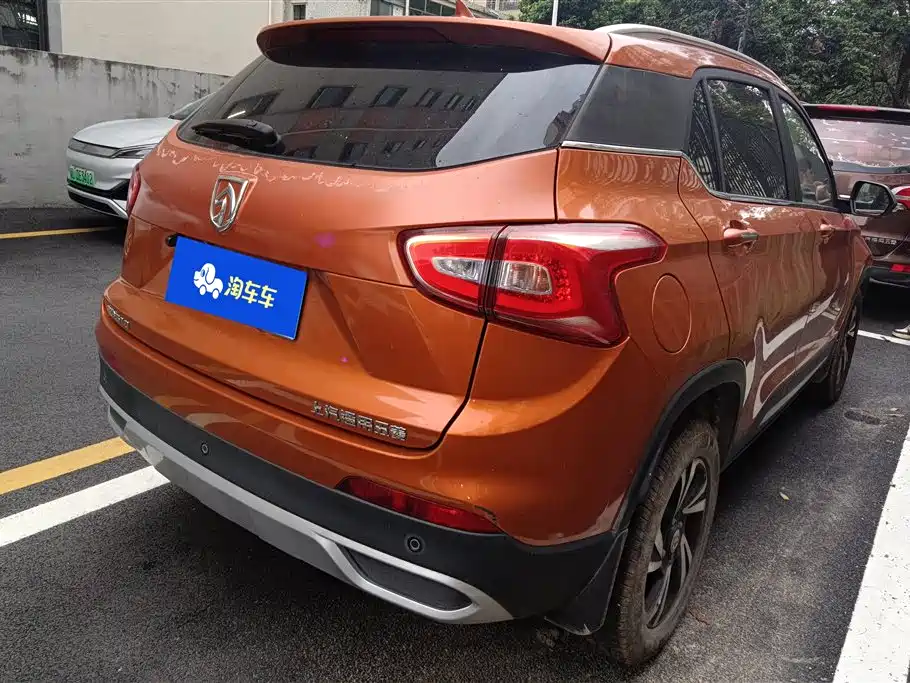 Baojun 510 1.5 L Manual Luxury