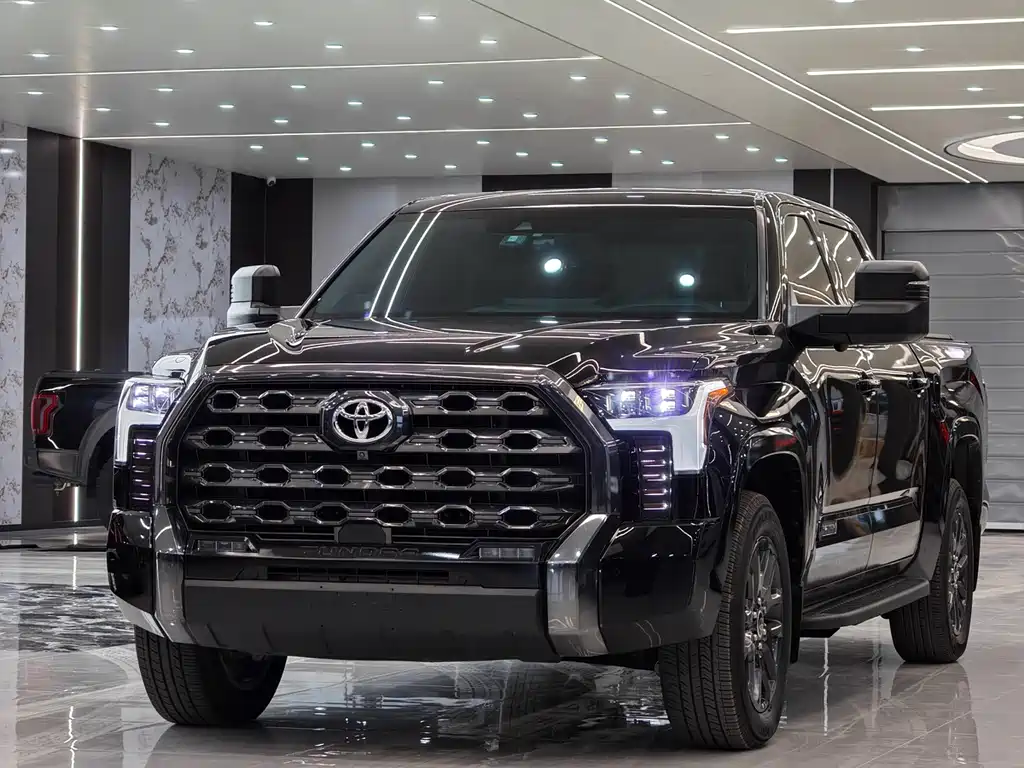 Tundra 坦途 2023款 3.5 T 美规铂金版