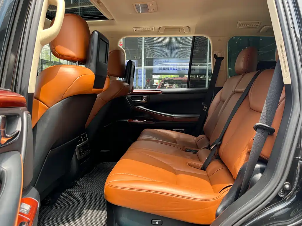Lexus LX LX570 Middle East