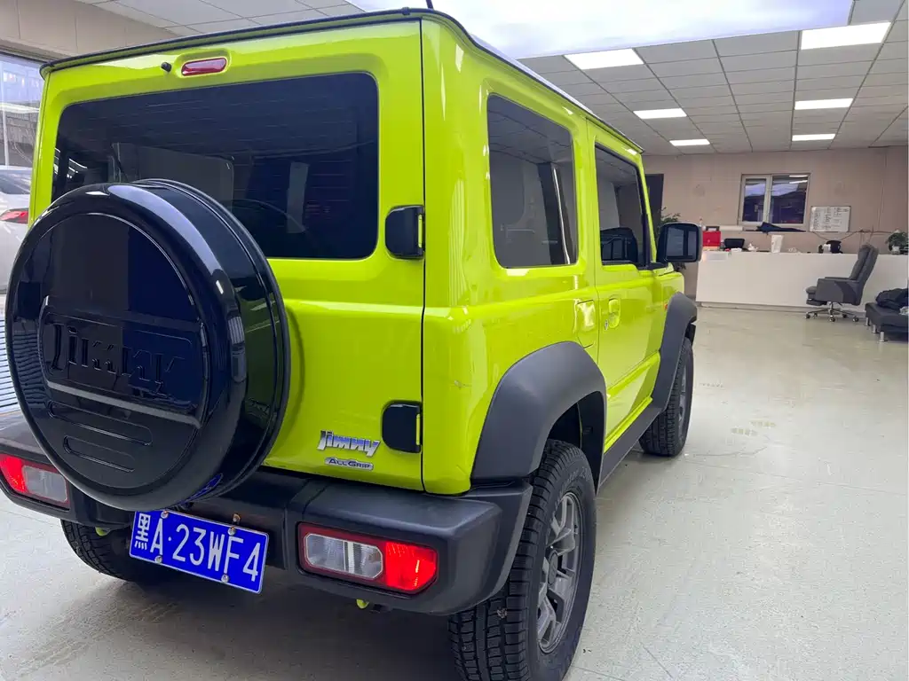 Jimny (Import) 1.5 L Manual