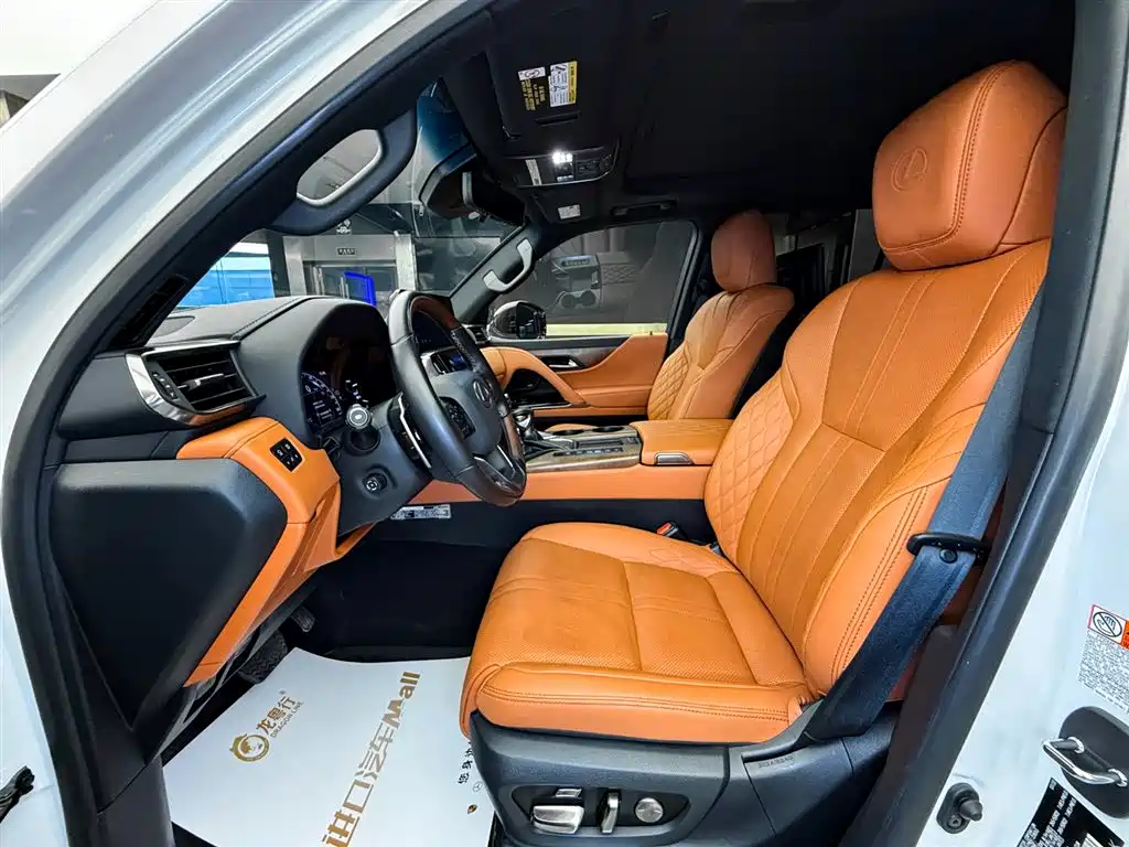 Lexus LX 雷克萨斯LX 2023款 600 四座版