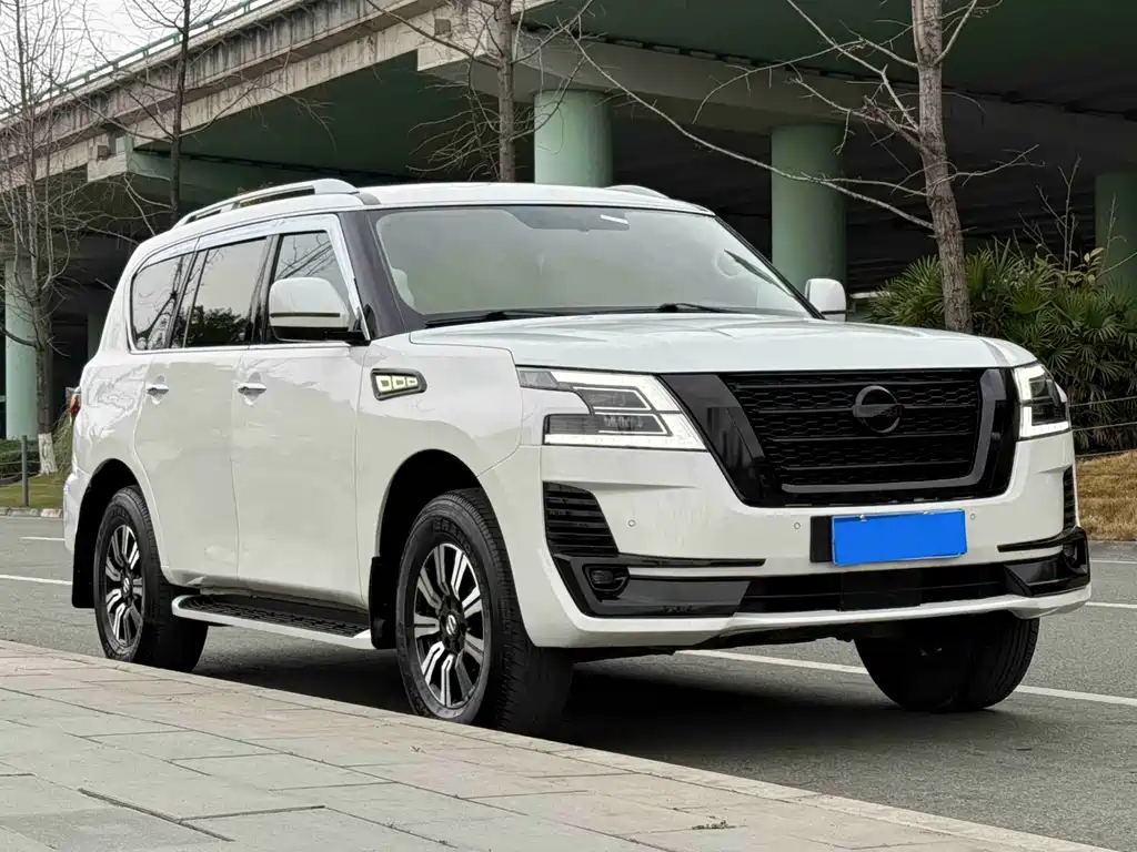 Patrol 4.0 L Middle East