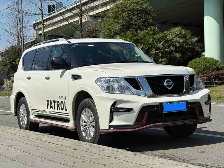 Nissan Patrol 4.0 L Middle East