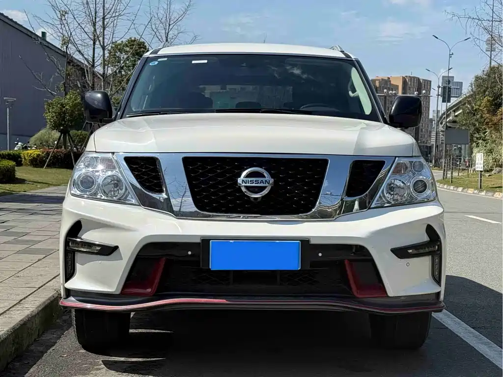 Patrol 4.0 L Middle East
