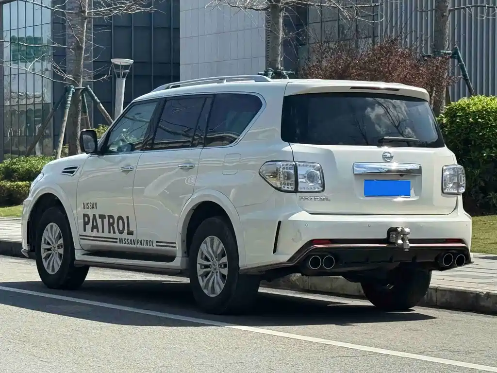 Patrol 4.0 L Middle East