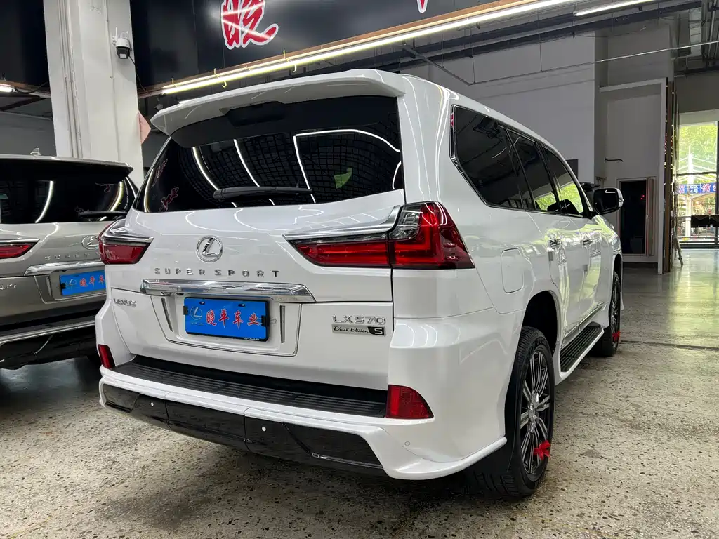 Lexus LX 雷克萨斯LX 2019款 570 美规版