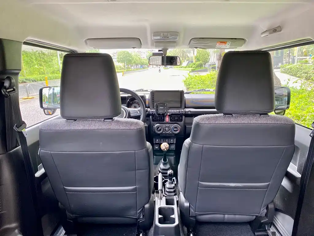 Jimny (Import) 1.5 L Manual