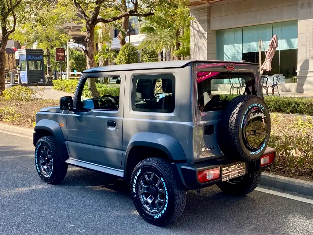 Jimny (Import) 1.5 L Manual