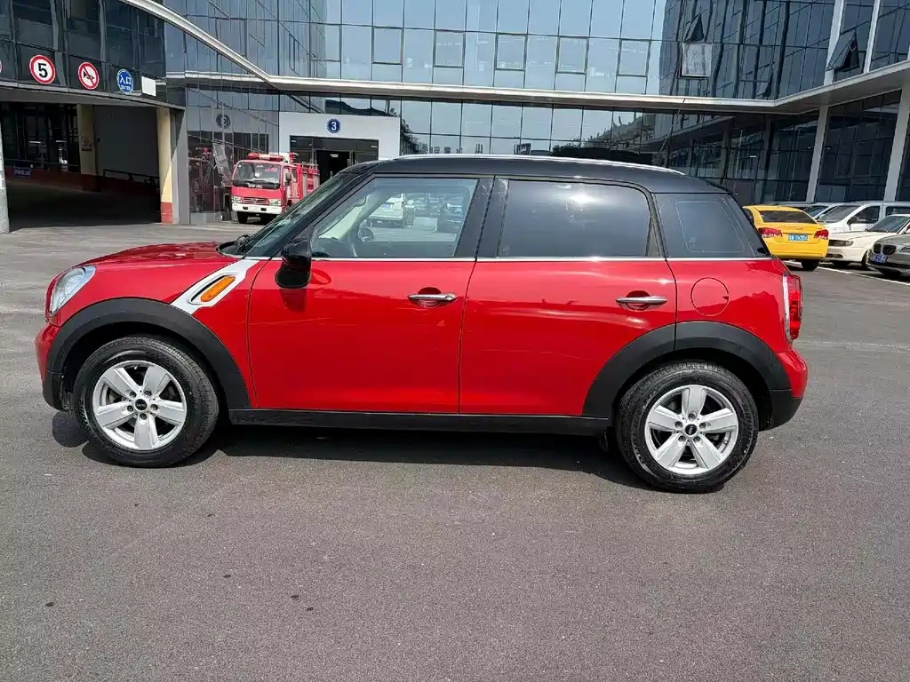 MINI COUNTRYMAN MINI COUNTRYMAN 2019款 1.6 L 自动