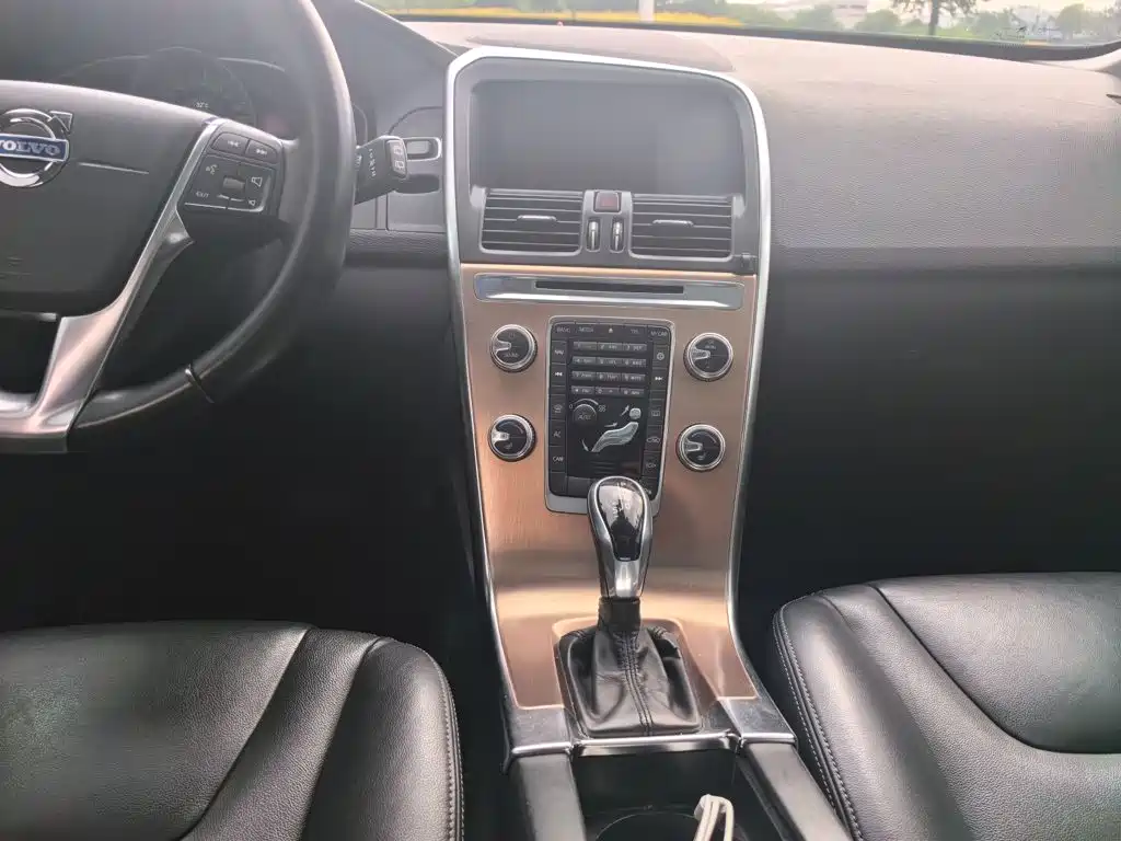 Volvo XC60 T5 Smart Progress