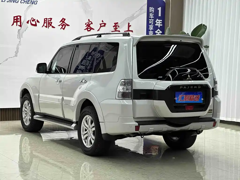 Pajero (Import) 帕杰罗(进口) V97 2018款 3.8 L GLS 中东版