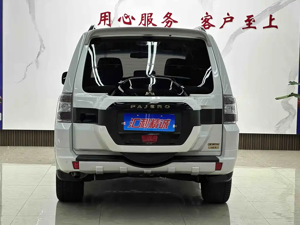 Pajero (Import) 帕杰罗(进口) V97 2018款 3.8 L GLS 中东版