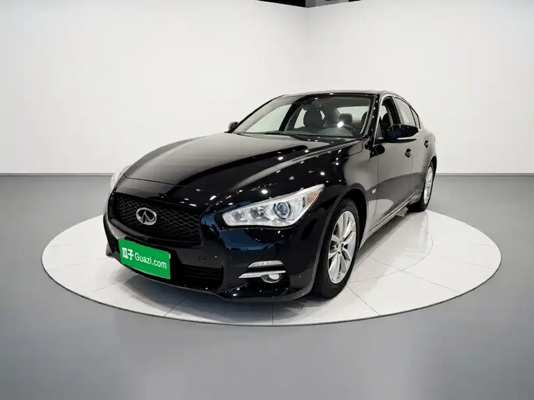 Infiniti Q50 L 2.0 T Comfort