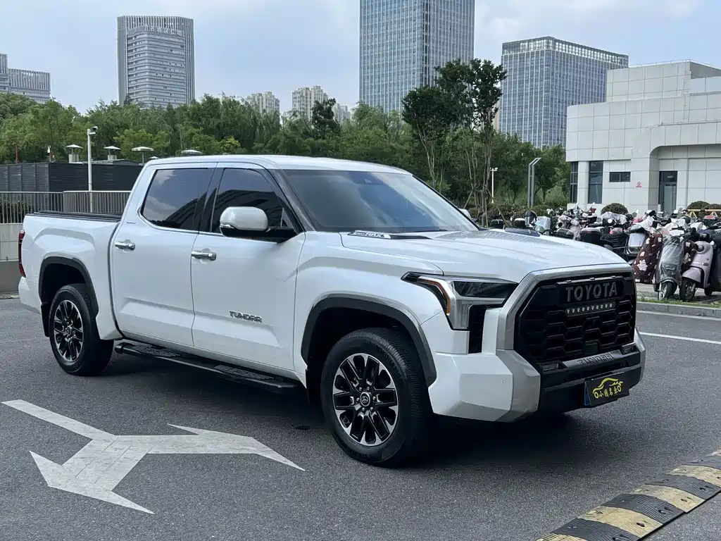 Tundra 3.5 T Auto