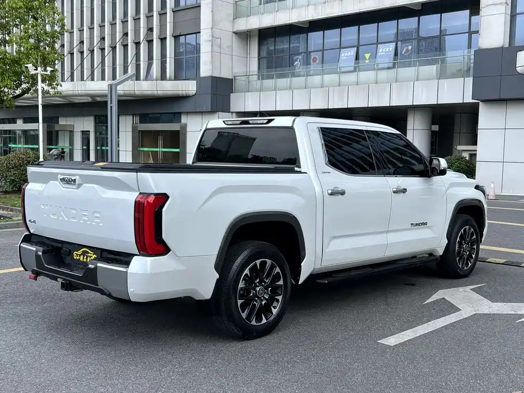 Tundra 3.5 T Auto