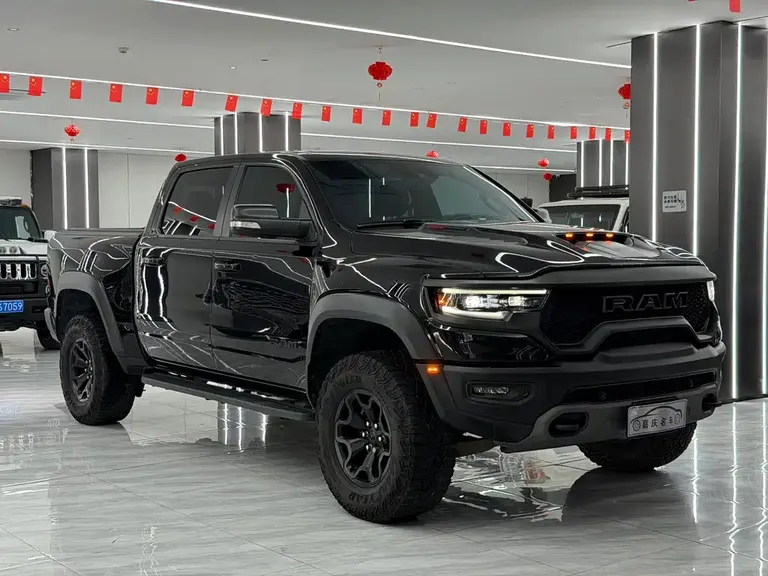 RAM Trucks 6.2 T Auto