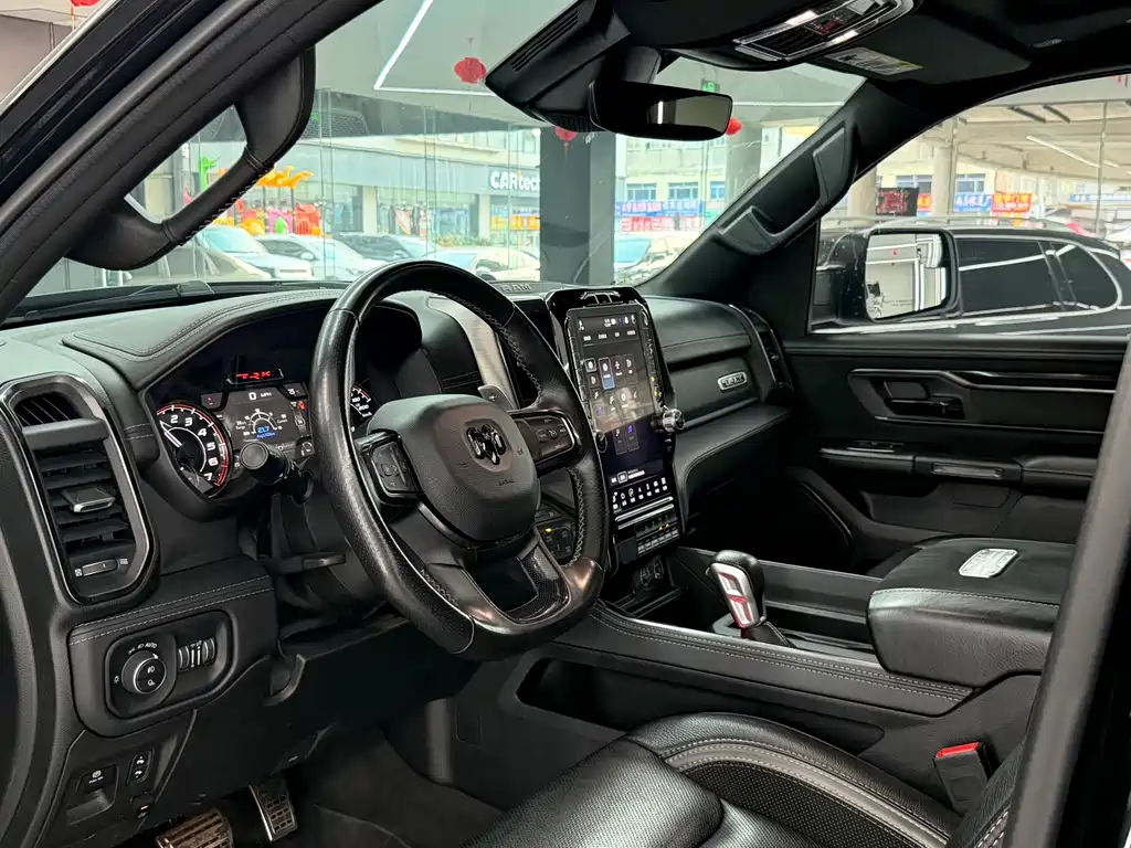 RAM Trucks 6.2 T Auto