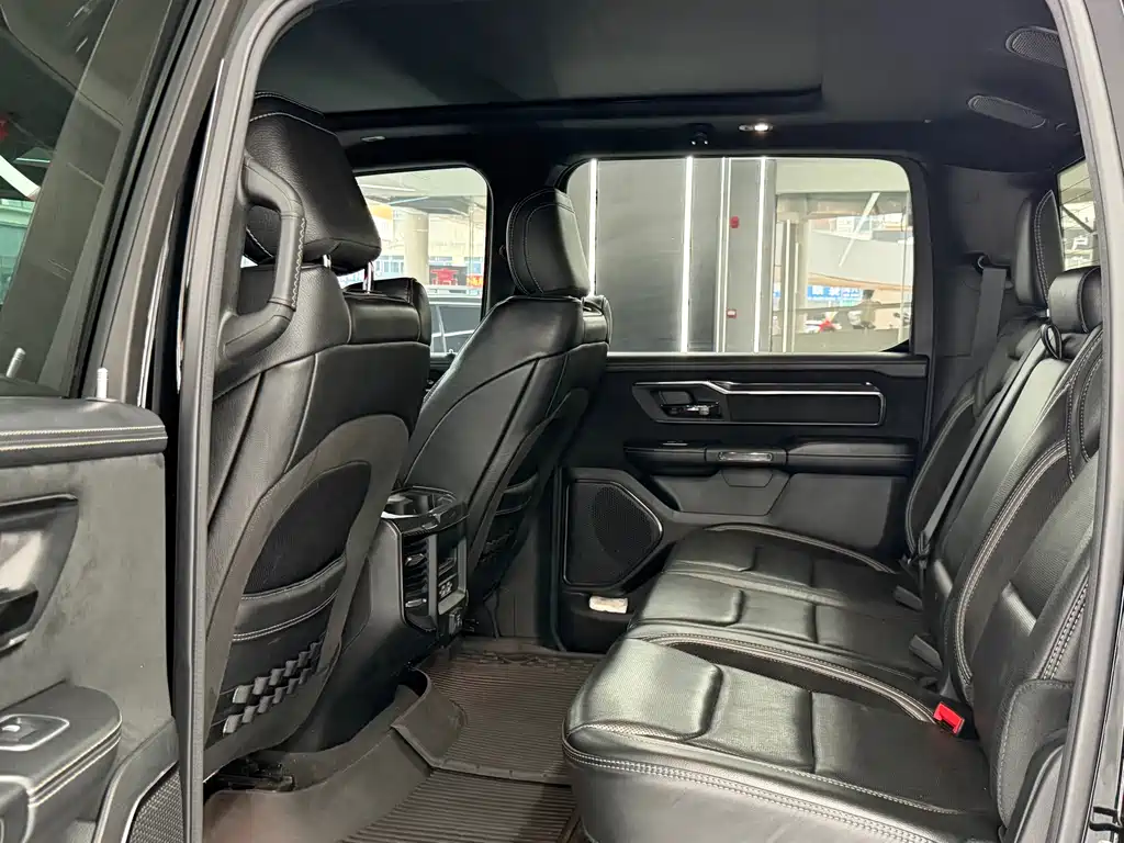 RAM Trucks 6.2 T Auto