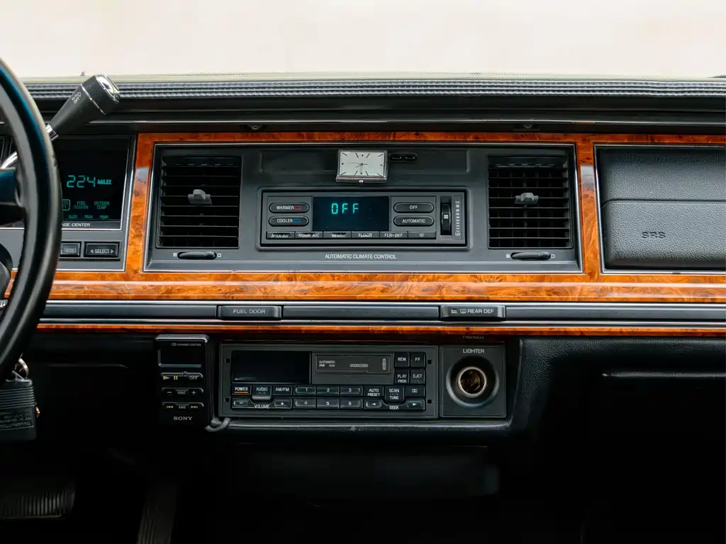 City 城市 1993款 4.6 L 自动