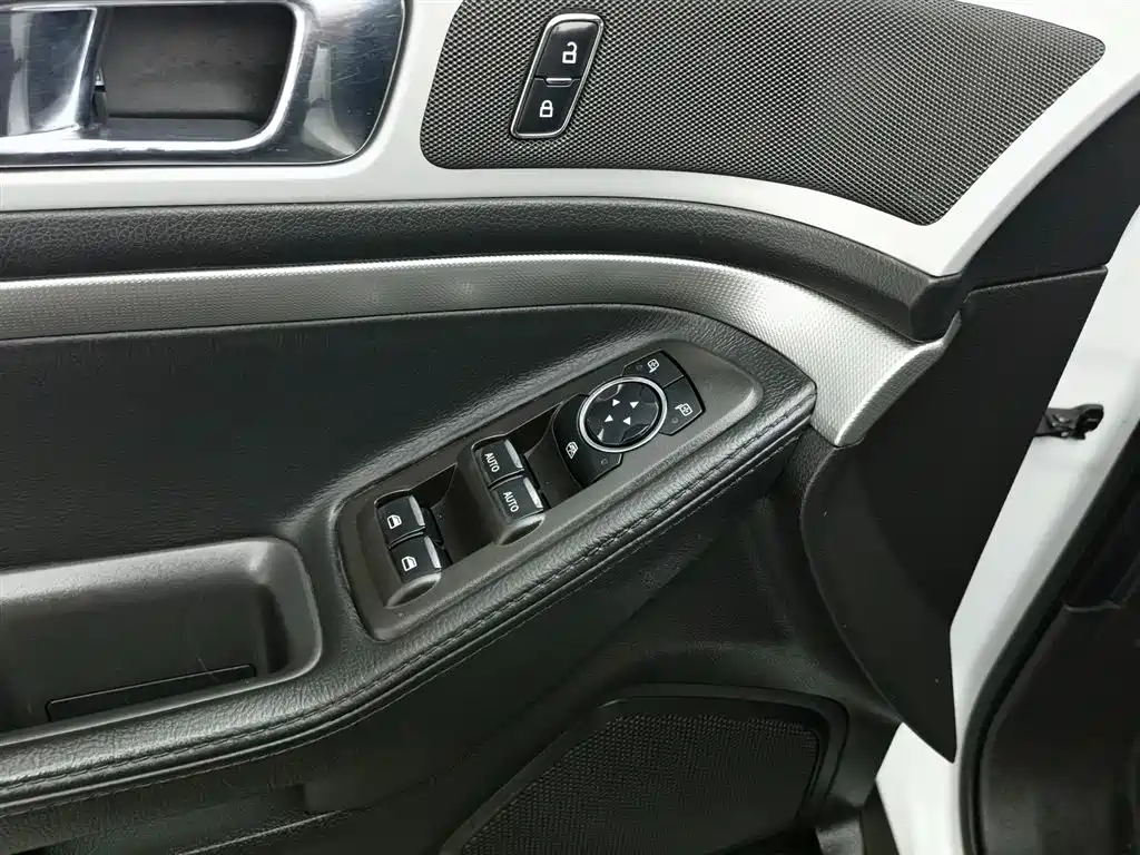 Explorer (Import) 探险者(进口) 2015款 2.0 T 美规版