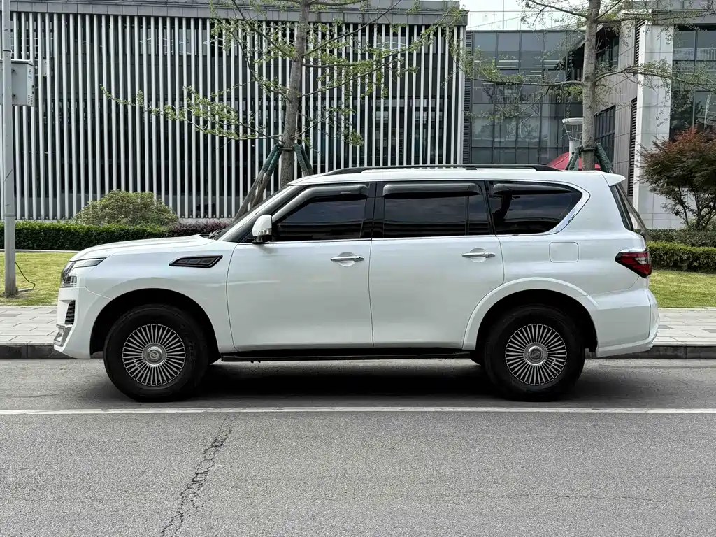 Patrol 4.0 L Middle East