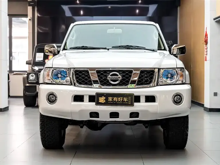 Nissan Patrol 途乐Y61 2018款 4.8 L 自动