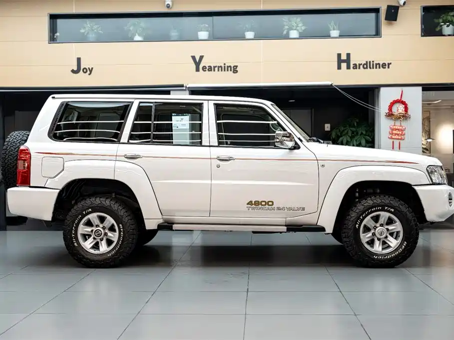 Patrol 途乐Y61 2018款 4.8 L 自动