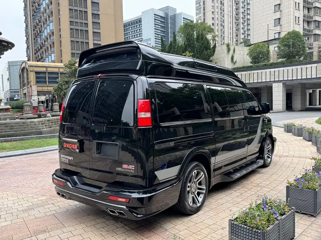 SAVANA SAVANA 2020款 6.0 L G760 雅尊天玺版