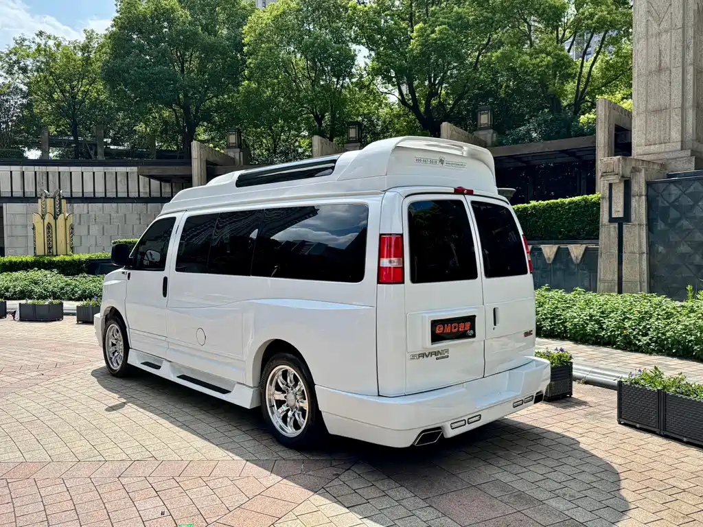 SAVANA SAVANA 2018款 6.0 L 2500 s 至尊款