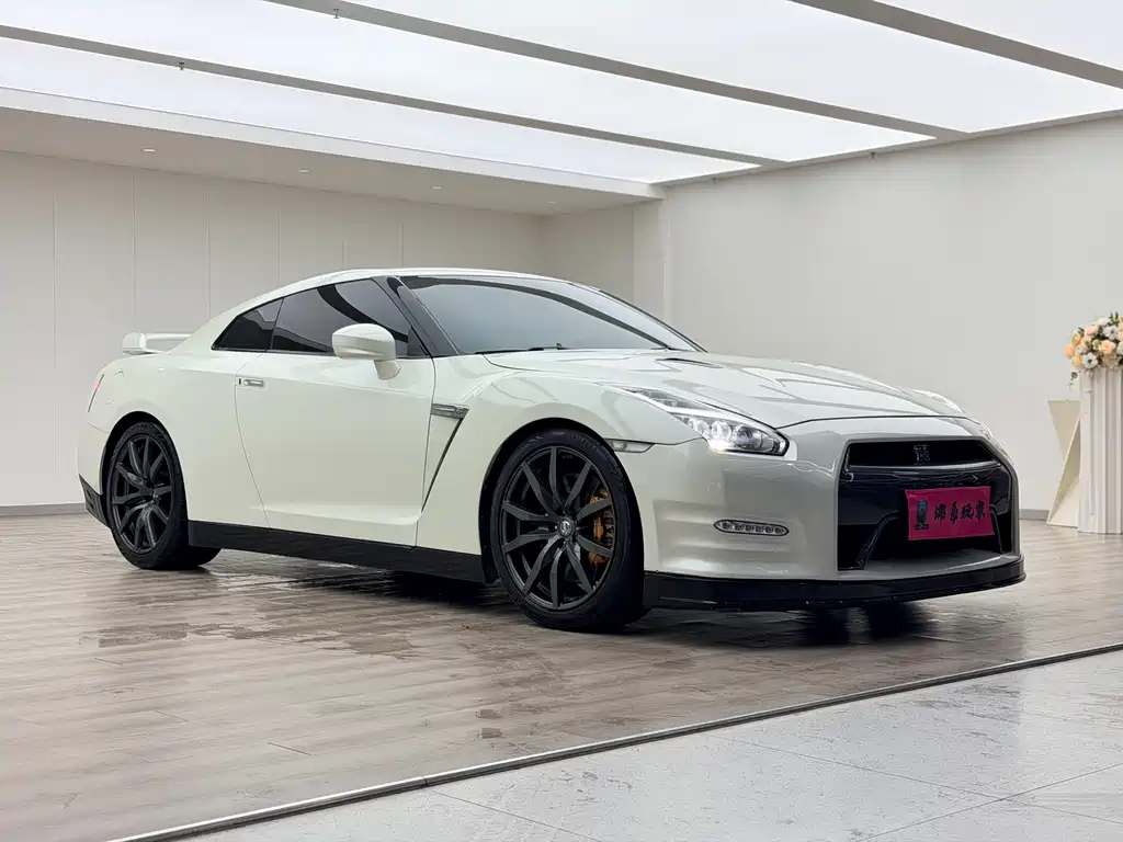 Nissan GT-R 日产GT-R 日产GT-R2010款 3.8 T 美规版