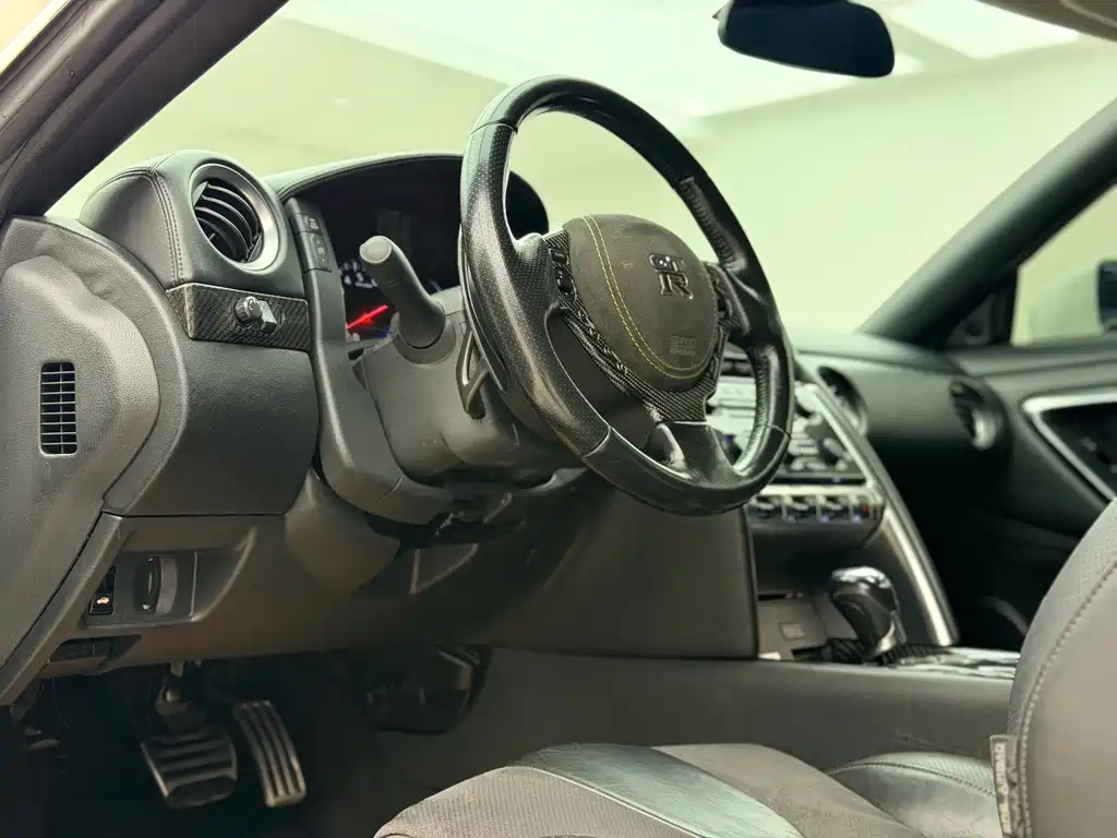 Nissan GT-R 日产GT-R 日产GT-R2010款 3.8 T 美规版