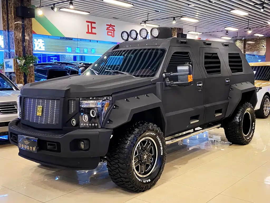 Zhanche 6.8 L Auto