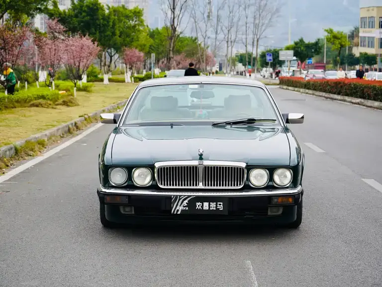 Jaguar XJ 4.0 L Auto