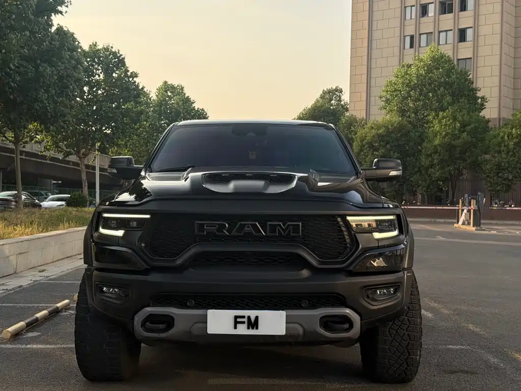 RAM Trucks RAM Trucks霸王龙 2022款 6.2 T TRX