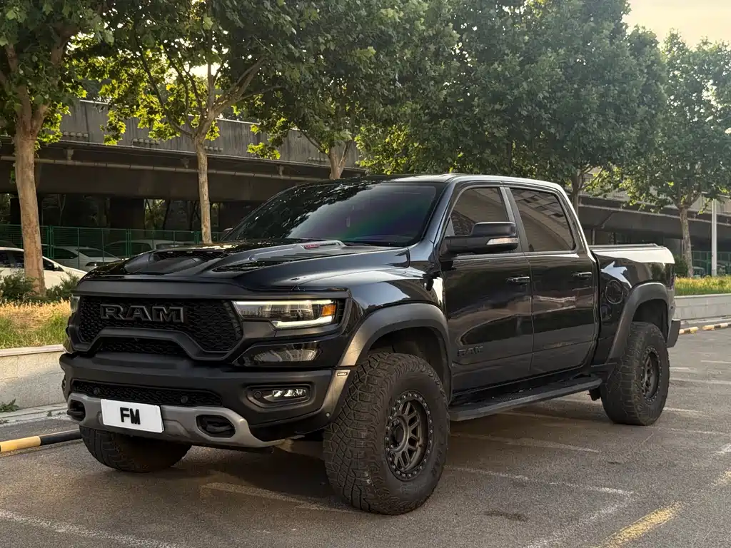 RAM Trucks RAM Trucks霸王龙 2022款 6.2 T TRX