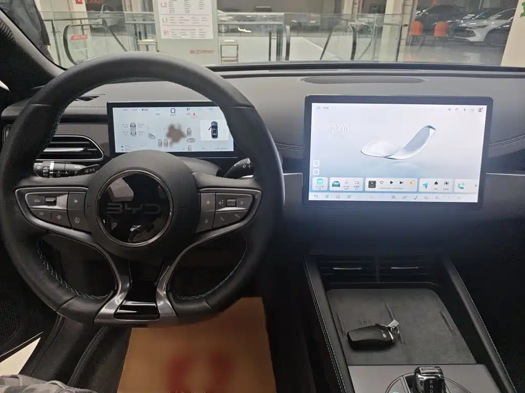 Seal 06 DM-i Smart Drive 120 KM Premium