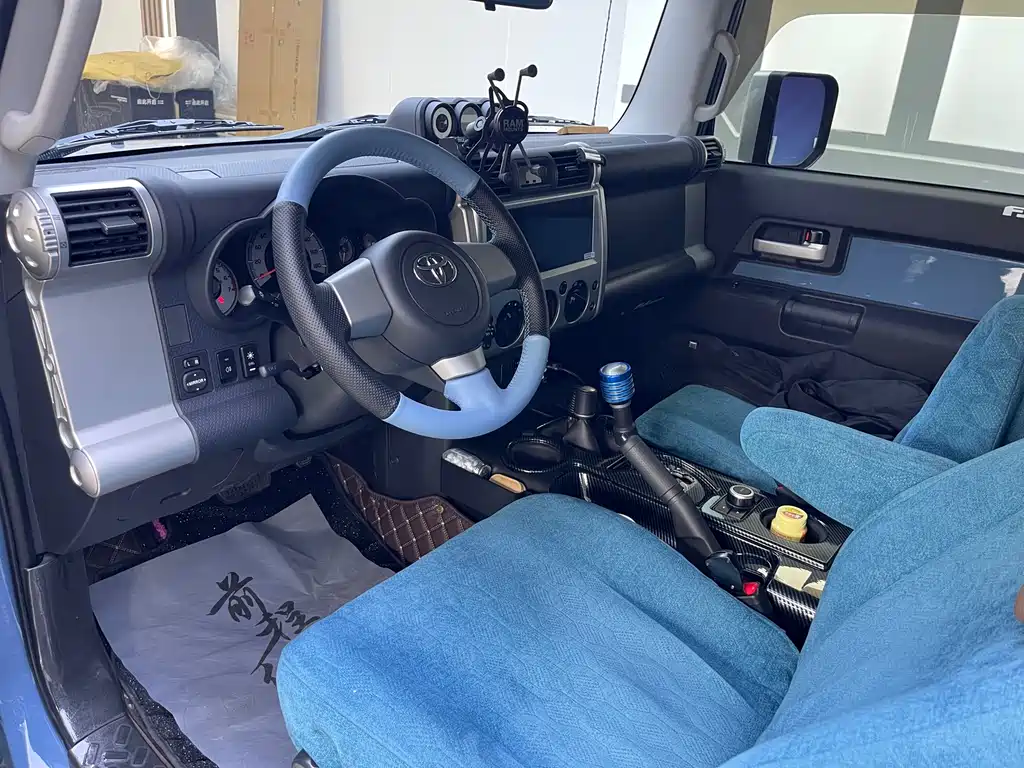 FJ Cruiser 4.0 L Middle East