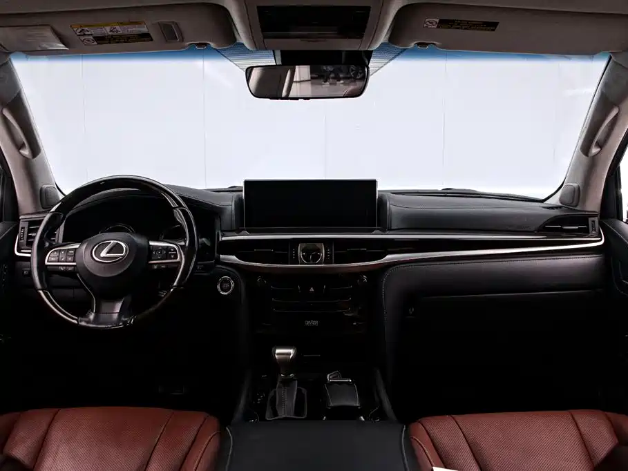 Lexus LX 570 Canada Spec