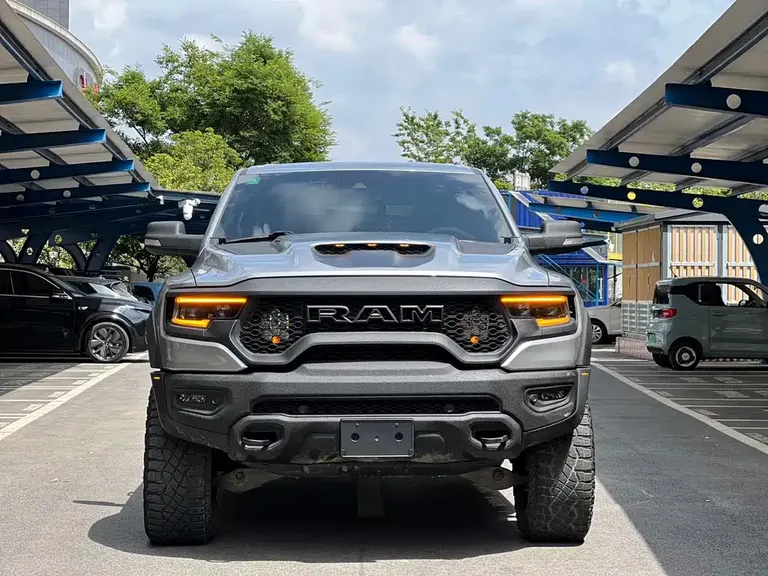 RAM Trucks 6.2 T US Spec
