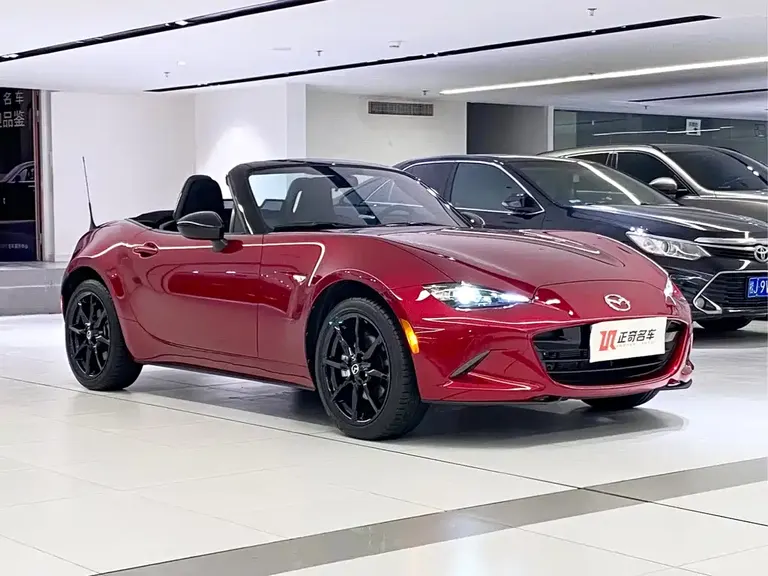 Mazda MX-5 马自达MX-5 2022款 2.0 L 手动