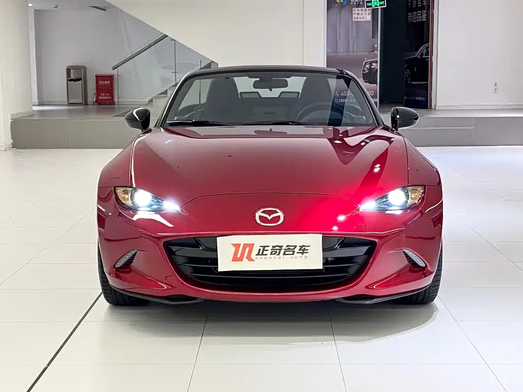 Mazda MX-5 马自达MX-5 2022款 2.0 L 手动