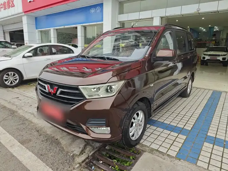 Wuling Hongguang 1.5 L S Comfort CN-VI LAR