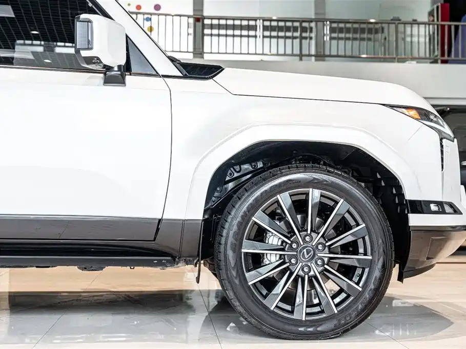 Lexus GX 550 Canada Spec