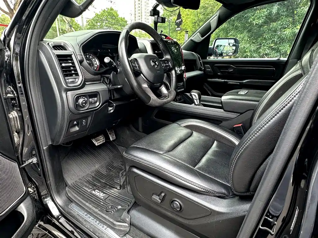 RAM Trucks 6.2 T US Spec