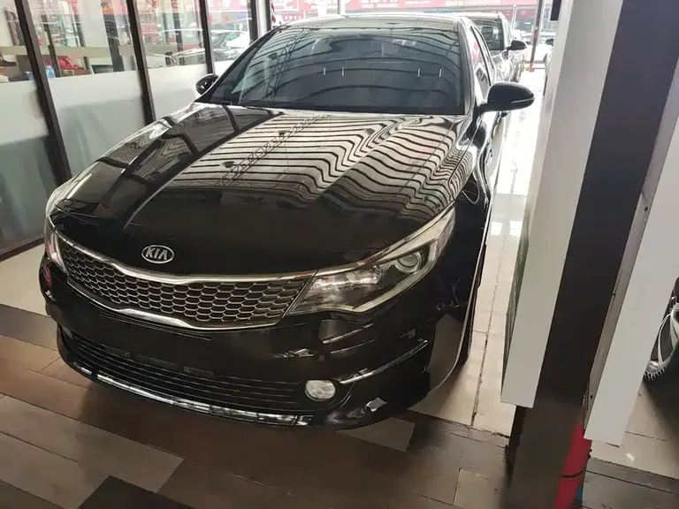 Kia K5 2.0 L Auto GL