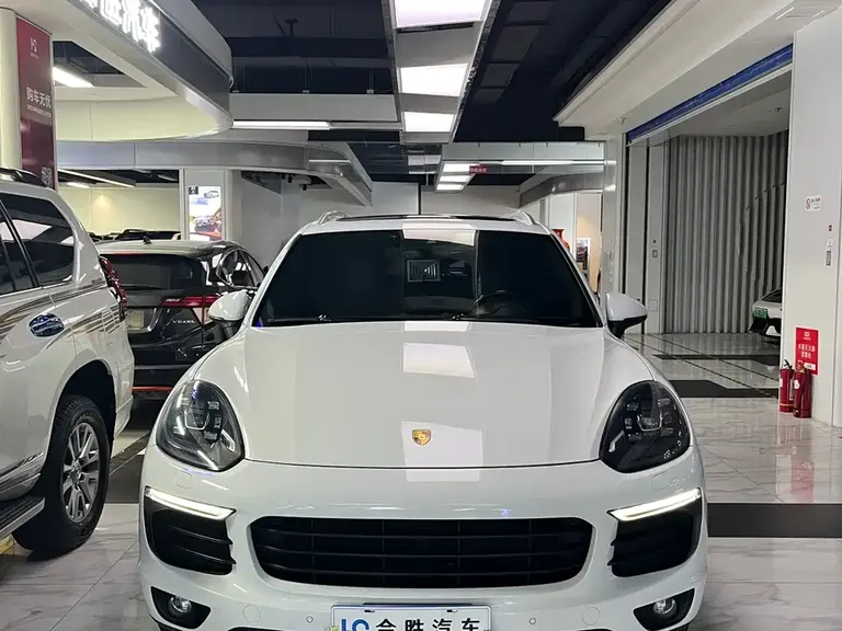 Porsche Cayenne 3.6 L US Spec